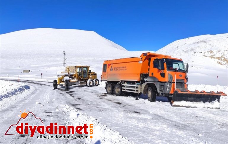 kapanan Kağızman-Ağrı Tipi nedeniyle yolu kara açıldı 4