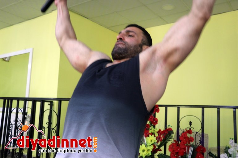 şampiyonlar Ömer kuruyor engelli Çeçen, yetiştirmenin gibi kendisi sporcusu geliştirme hayalini Vücut 10