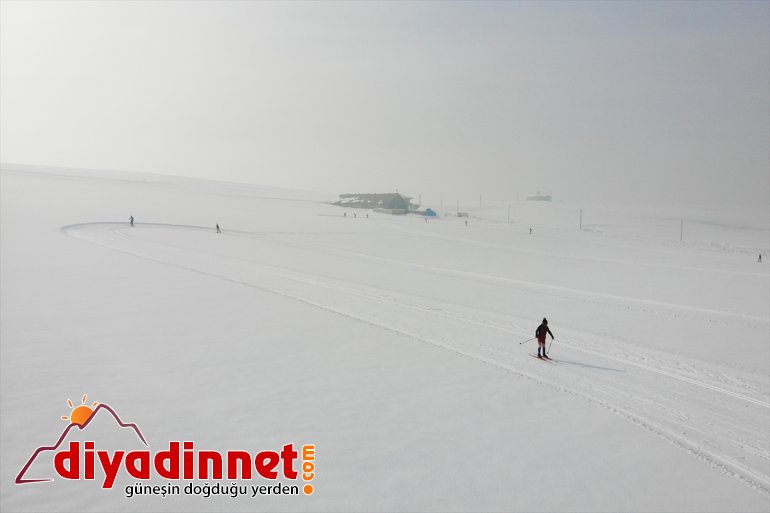 dağlarda hazırlanıyor karlı koşucular, Ağrılı kayaklı - AĞRI şampiyonalara 11