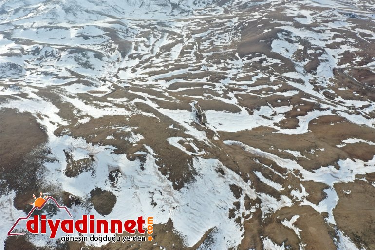 başladı erimeye ve Dağları