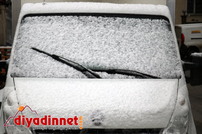 Ağrı kar yağışıyla yeniden beyaza büründü2