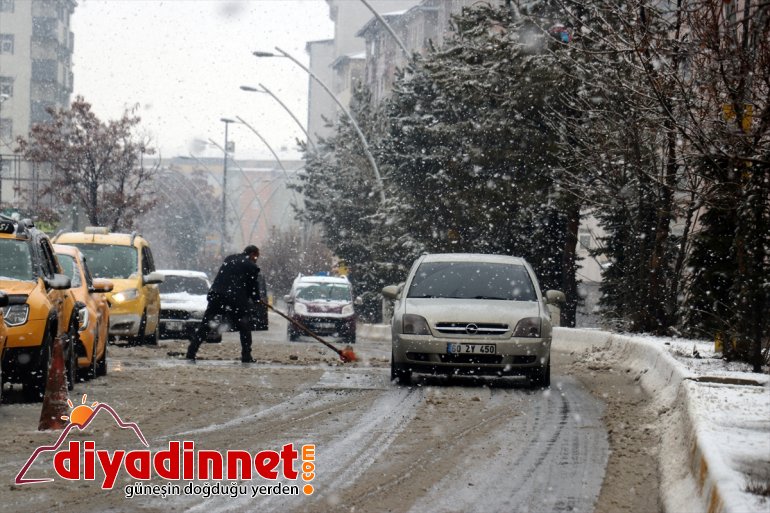 Ağrı kar yağışıyla yeniden beyaza büründü3