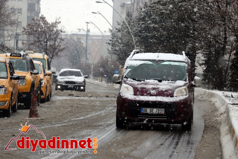 Ağrı kar yağışıyla yeniden beyaza büründü5