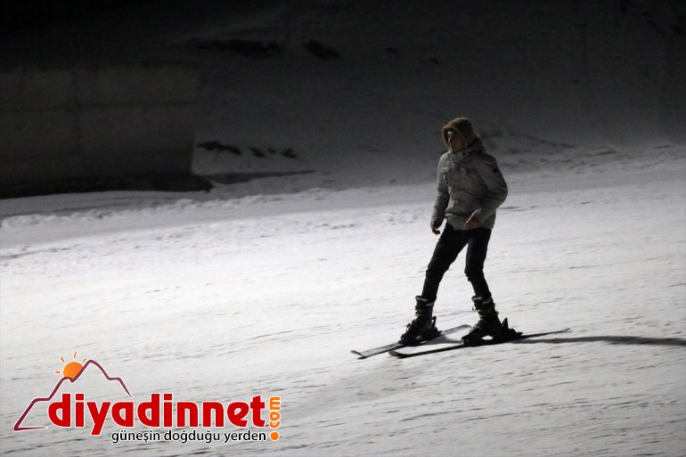 Pistleri AĞRI Kayak Küpkıran geceleri keyfi aydınlatılan sunuyor kayak - Merkezi de 7