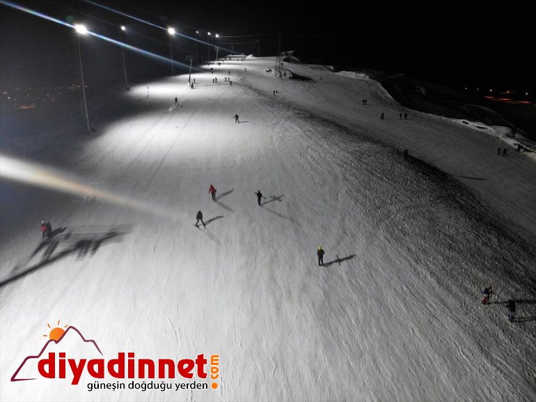 kayak Pistleri Küpkıran keyfi Merkezi AĞRI sunuyor - Kayak geceleri aydınlatılan de 10