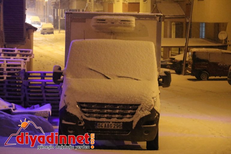 Yoğun yağışı sürdürüyor - kar AĞRI etkisini 1