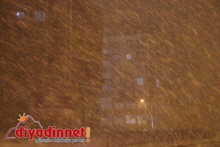 - sürdürüyor yağışı kar etkisini Yoğun AĞRI 3