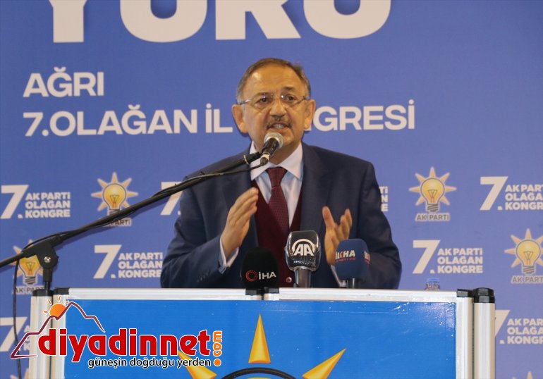 Yardımcısı kongresinde AK partisinin Ağrı Genel Başkan Parti Özhaseki, konuştu: 1