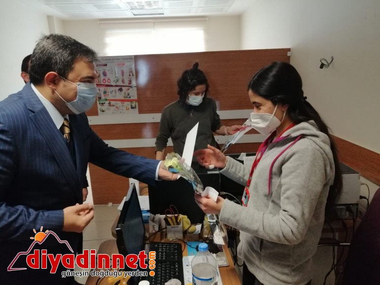 Diyadin Kaymakamı ve Belediye Başkan Vekili Balcı sağlık çalışanlarını unutmadı6