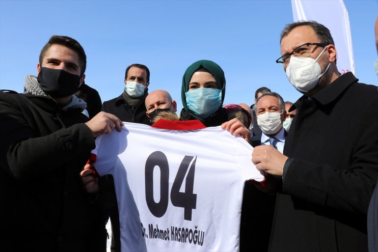 Gençlik ve Spor Bakanı Kasapoğlu Ağrı da1