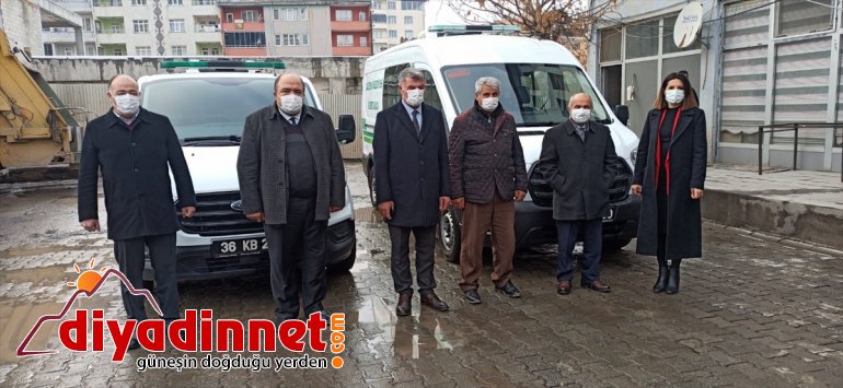 Kağızman'da belediyenin temin ettiği 2 cenaze nakil aracı hizmete girdi