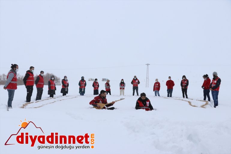 bıraktı için bölgelere yaban Kızılay hayvanları dağlık gönüllüleri, Türk yem 20