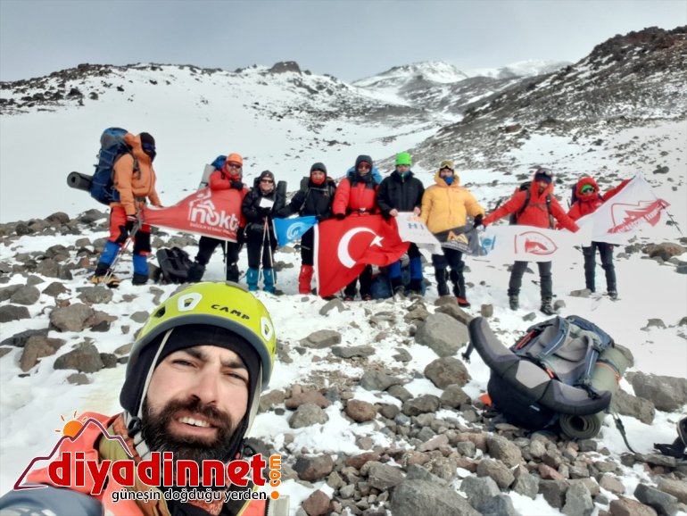 dağcılara çatısına geçit zirvedeki fırtına tırmanışa vermedi geçen Türkiye