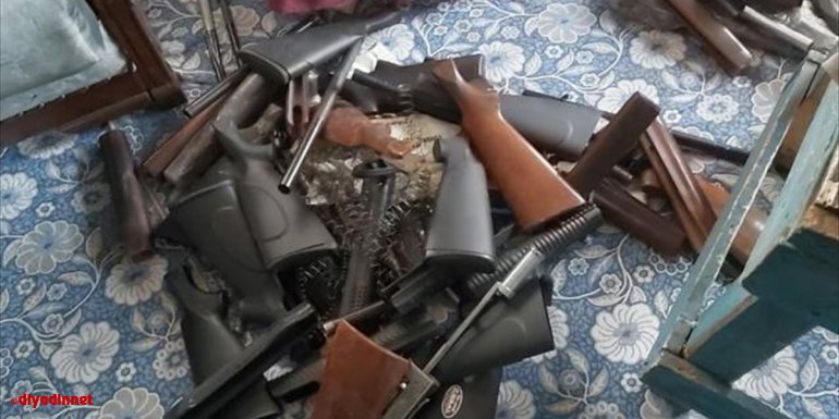 AĞRI - Ağrı merkezli 3 ilde düzenlenen silah kaçakçılığı operasyonunda 3 kişi tutuklandı1