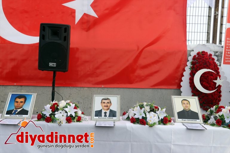 Ağrı da teröristlerin roketli saldırısında şehit düşen gümrük personeli törenle anıldı10