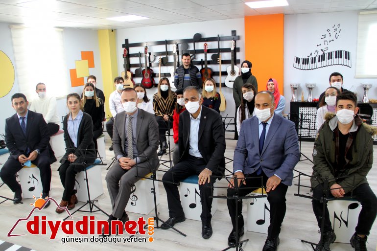 Ağrı Mehmet Şerafettin Yaltkaya İlkokulu dil sokağı açılışı5