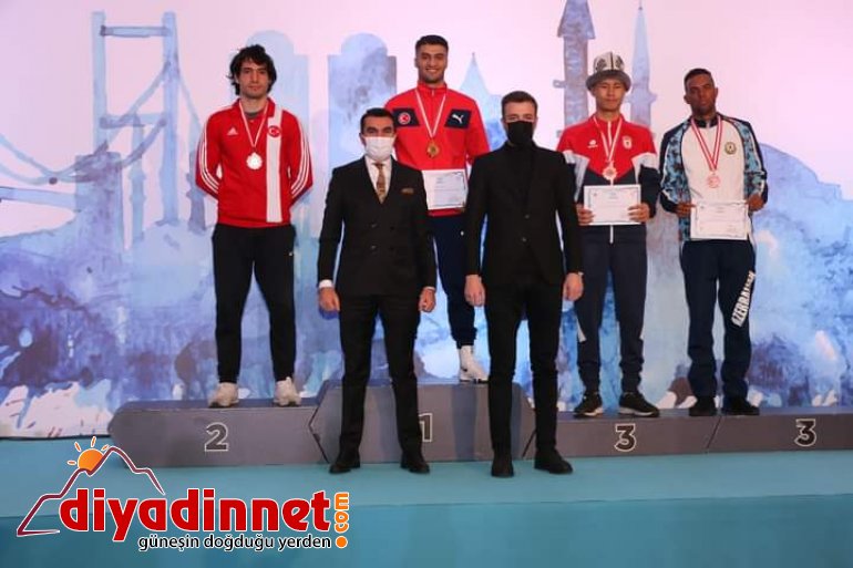 Ağrılı Bayram Malkan 81 kiloda şampiyon oldu 1