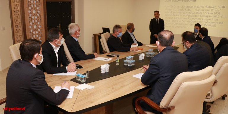 Ahlat'ta proje tanıtım toplantısı yapıldı