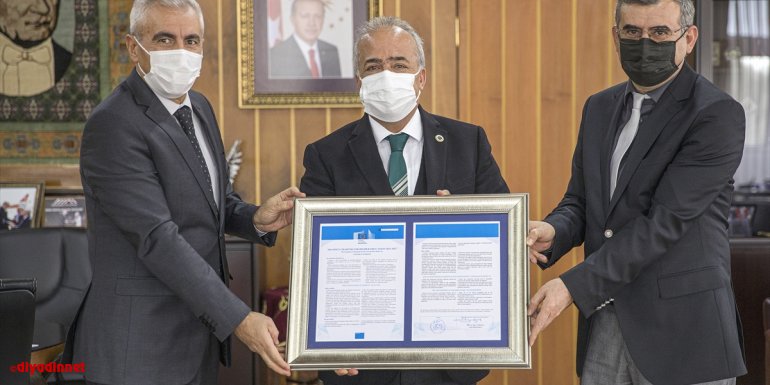 Atatürk Üniversitesi 'ECHE Kalite Sertifikası' ile ödüllendirildi