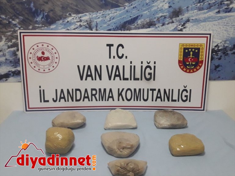 Başkale'de 7 kilo 673 gram eroin ele geçirildi