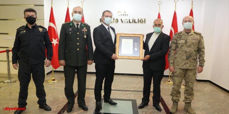 Bitlis'te 'Devlet Övünç Madalyası ve Beratı' töreni düzenlendi