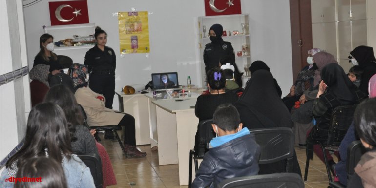 Bulanık'ta kadın kursiyerlere yönelik seminer düzenlendi
