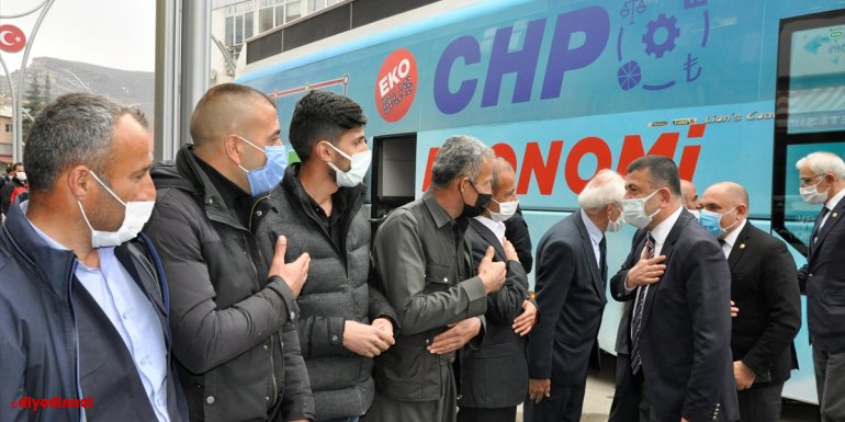 CHP Esnaf Masası Çukurca'da esnafla buluştu
