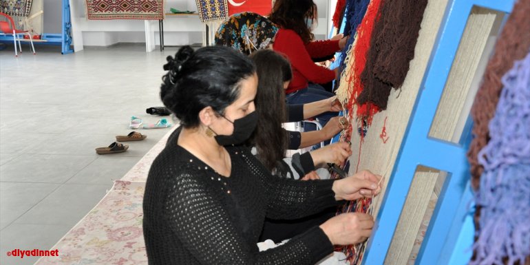 Çukurca'da açılan kurslara kadınlar ilgi gösteriyor