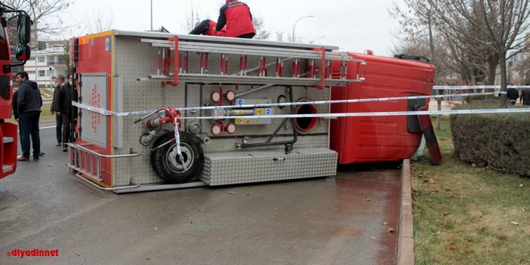 Elazığ'da itfaiye aracı ile otomobil çarpıştı: 7 yaralı