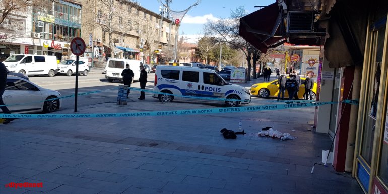 Erzincan'da bıçaklı kavga: 2 yaralı