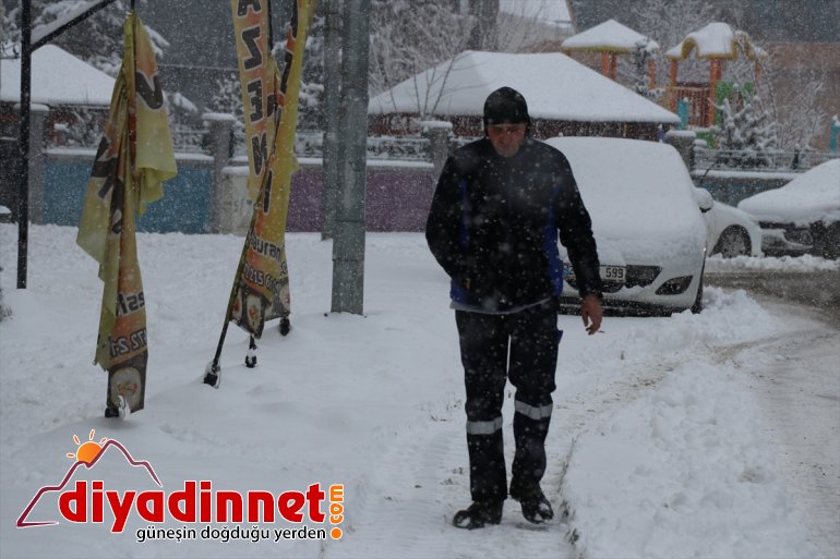 Erzurum ve Ağrı da kar yağışı etkili oldu4