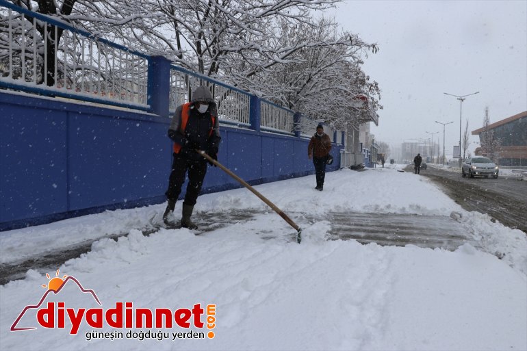 Erzurum ve Ağrı da kar yağışı etkili oldu6