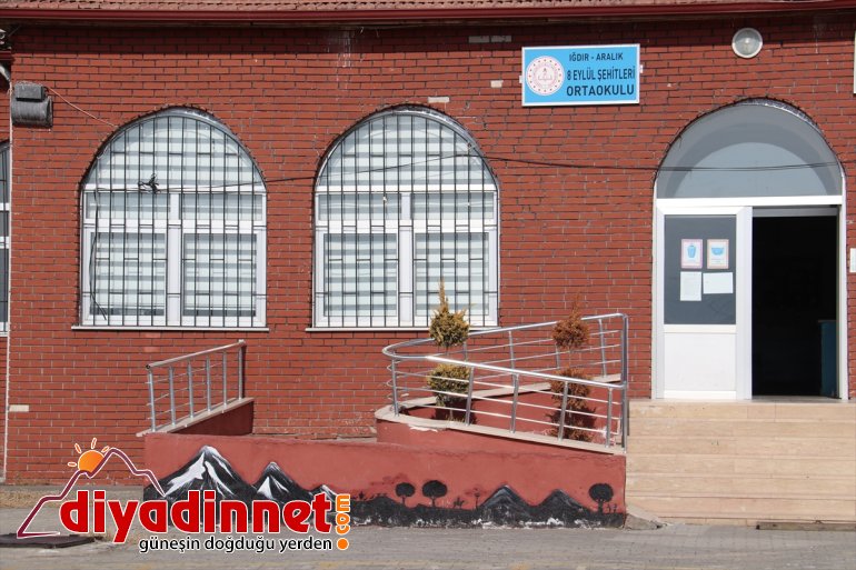 uzaktan aratmıyor sürecinde okulu yeniden eğitim koleji düzenledikleri Fedakar öğretmenlerin köy 4