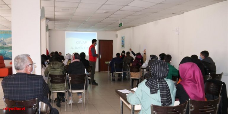 Hizan Gençlik Merkezince bilgi yarışması düzenlendi