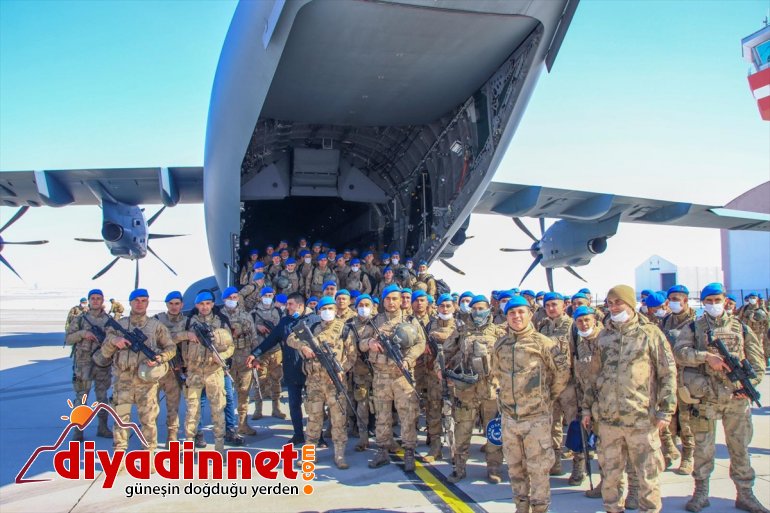 ve Kahraman dualarla Ağrı