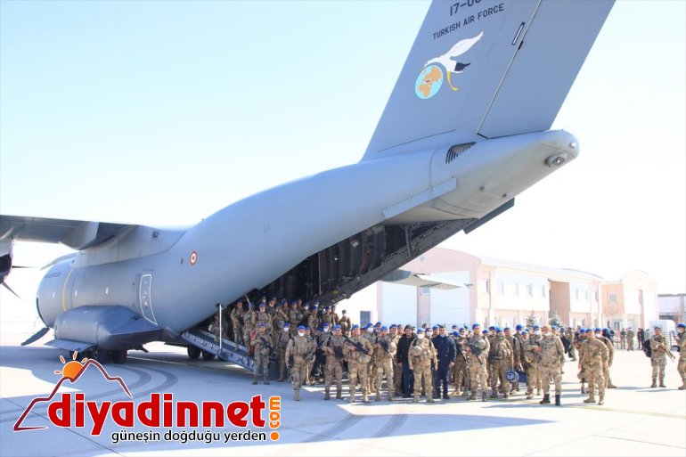 uğurlandı bayrakları dualarla Suriye