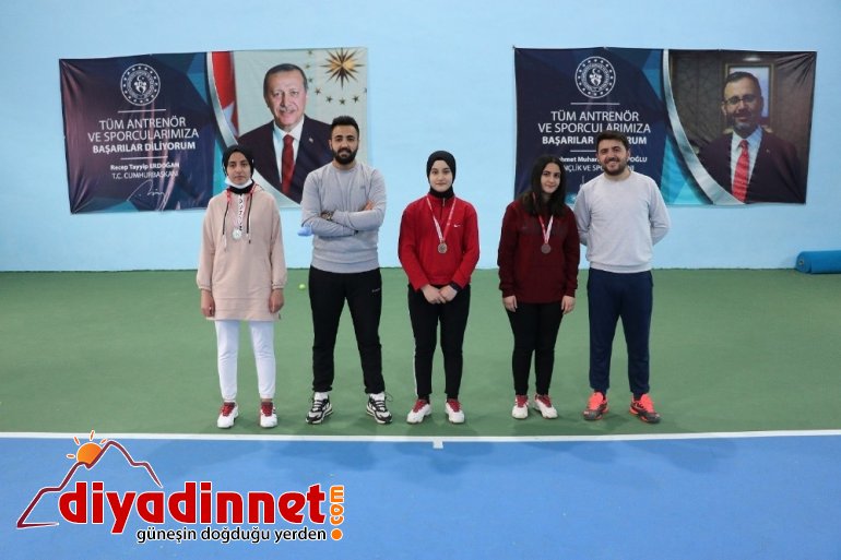 Mart İstiklal Marşı nın Kabulü ve M Akif Ersoy anma tenis turnuvası2