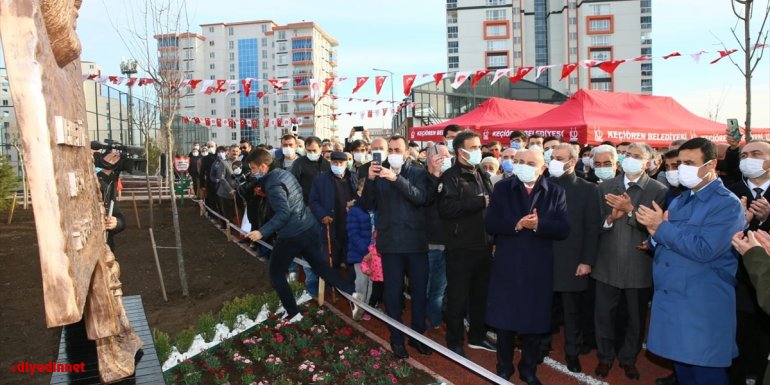 Mehmet Akif Ersoy Parkı Ve Anıtı Keçiören Sancaktepe'de açıldı