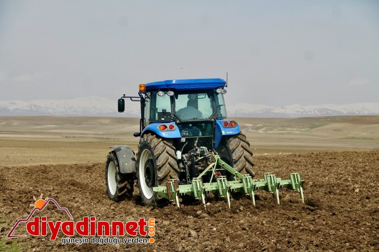 Ağrı da çiftçilerin mesaisi başladı3