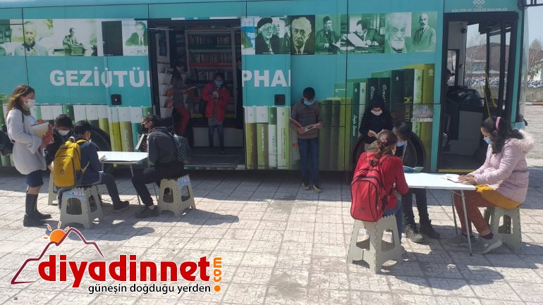 Ağrı da köy çocukları gezici kütüphane ile buluşturuldu2