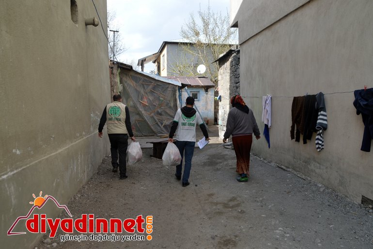 Ağrı Umut Kervanı ndan yüzlerce ailenin yüzünü güldürdü5