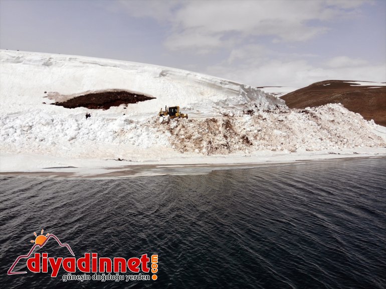 6 ulaşıma ile açıldı Ağrı