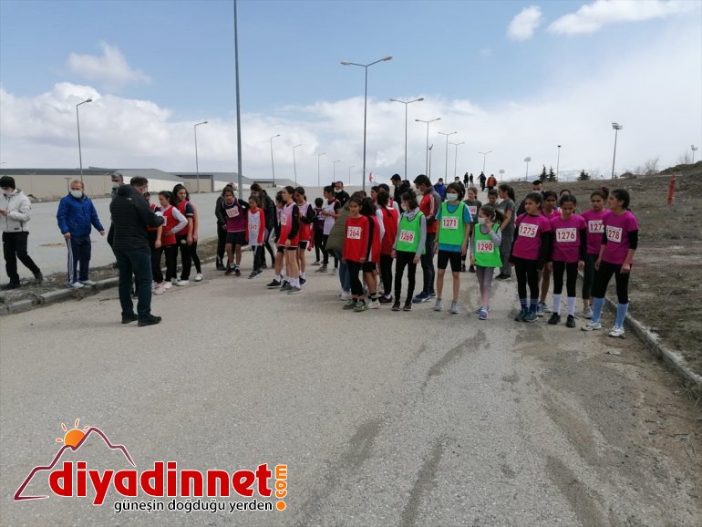 düzenlendi Yarışları Atletizmi Erzurum’da 2. Kademe Geliştirme Projesi 5