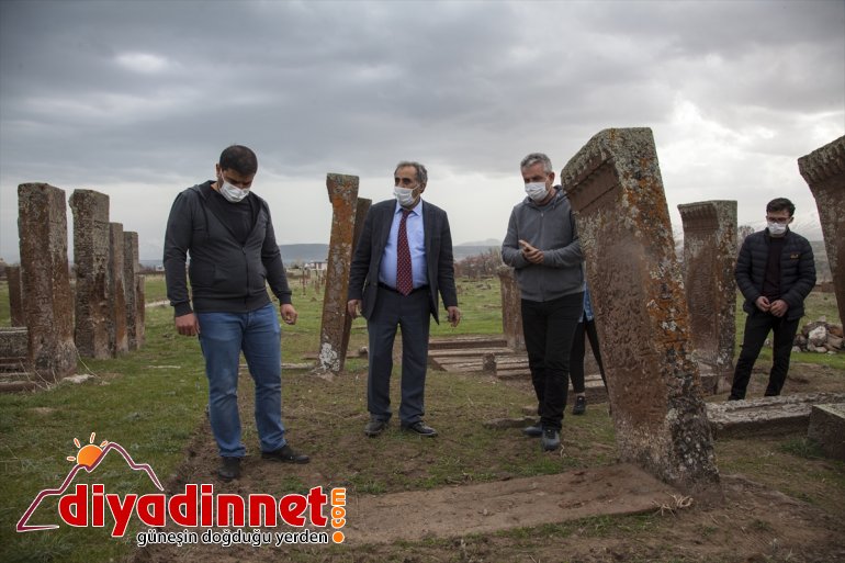 BİTLİS Ahlat kaldırılacak 100 Mezarlığı