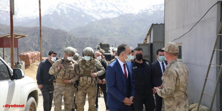 Bitlis Valisi Çağatay'dan güvenlik güçlerine moral ziyareti