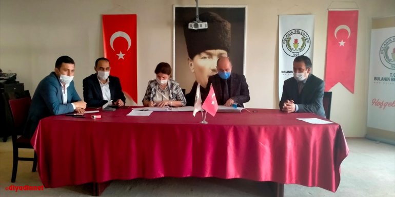 Bulanık Belediyesi parke taşı ihalesi yaptı