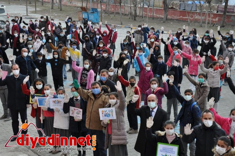 Diyadin de çöp toplama etkinliği düzenlendi4