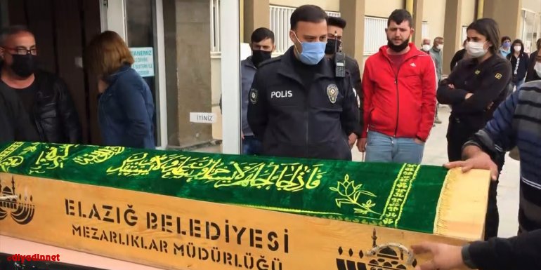 Elazığ'da erkek arkadaşı tarafından bıçaklanarak öldürülen genç kızın cenazesi ailesine teslim edildi