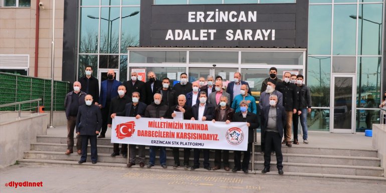 Erzincan'da bir grup STK mensubu bazı emekli amirallerin açıklamasına ilişkin suç duyurusunda bulundu