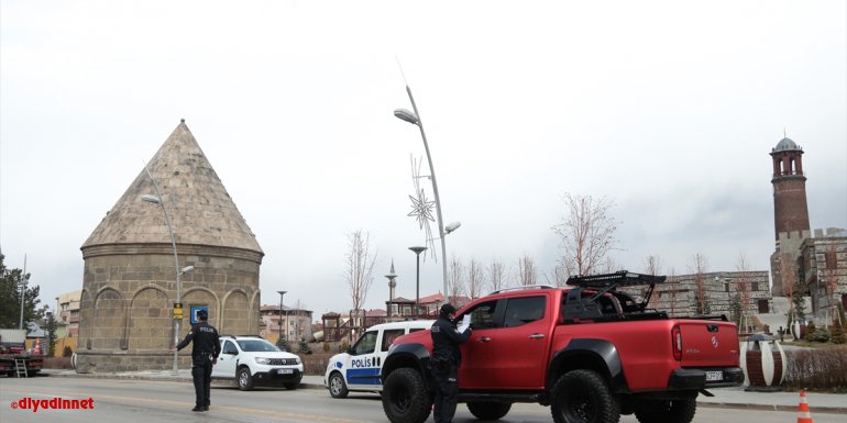 Erzurum, Erzincan, Ardahan ve Iğdır'da sokağa çıkma kısıtlaması nedeniyle sessizlik hakim